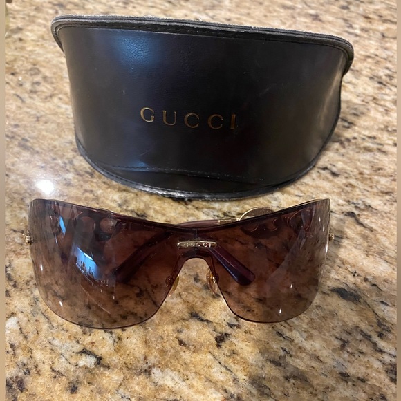 Gucci Wrap Around Shield Blade Sunglasses main image 5